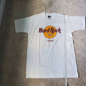 Vintage 90s Hard Rock Cafe Tokyo T-shirt NWOT Size Medium